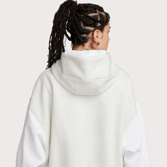 WOMENS NIKE PHOENIX FLEECE HOODIE X DOERNBECHER FREESTYLE 'MACEY’ XL - Picture 2 of 11